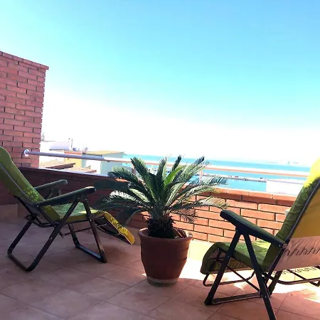 Apartment Nautica 10: Seaside Terrace With Ac Near Port And Beach Roses